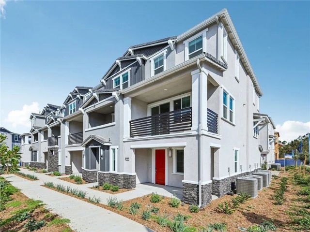 608 Lotus Drive, San Marcos, CA 92069