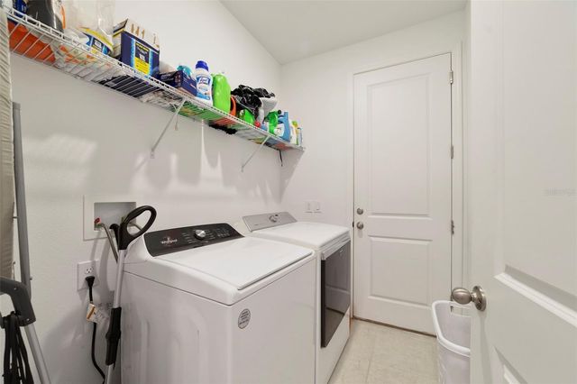 9222 WAVERLY WALK DRIVE, Orlando, FL 32817