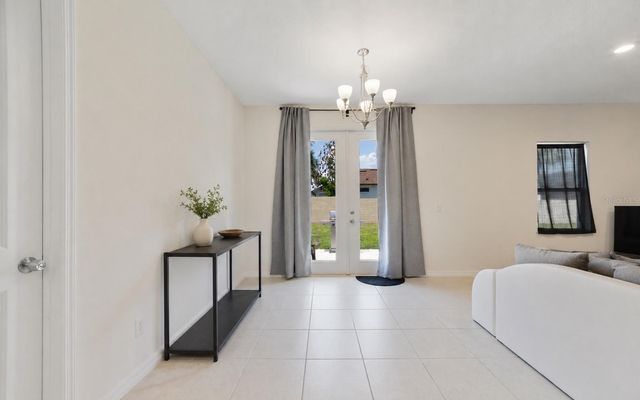 9222 WAVERLY WALK DRIVE, Orlando, FL 32817