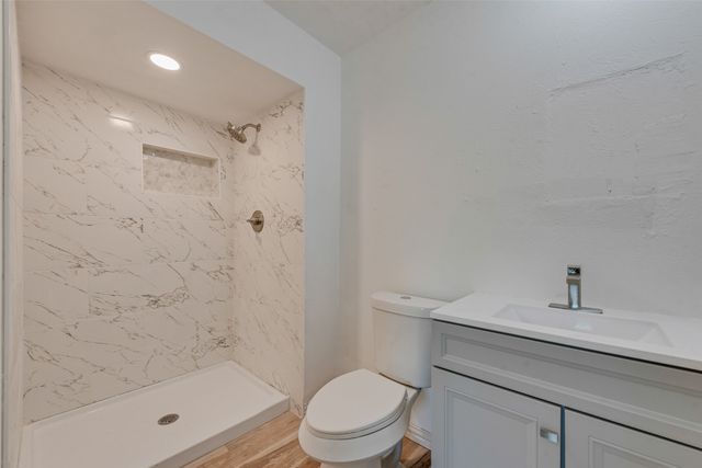 2103 Highbury Road, Carrollton, TX 75007