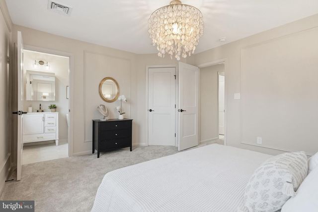 106 CRICKET DR, Malvern, PA 19355