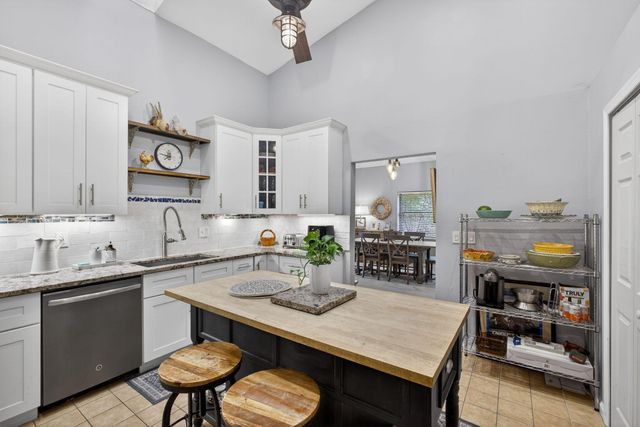 5137 Thyme Drive, Palm Beach Gardens, FL 33418