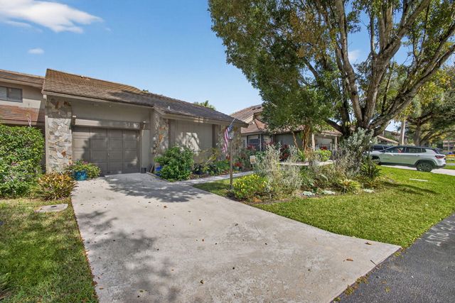 5137 Thyme Drive, Palm Beach Gardens, FL 33418