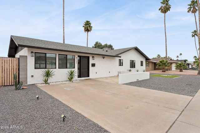 8725 E OSBORN Road, Scottsdale, AZ 85251