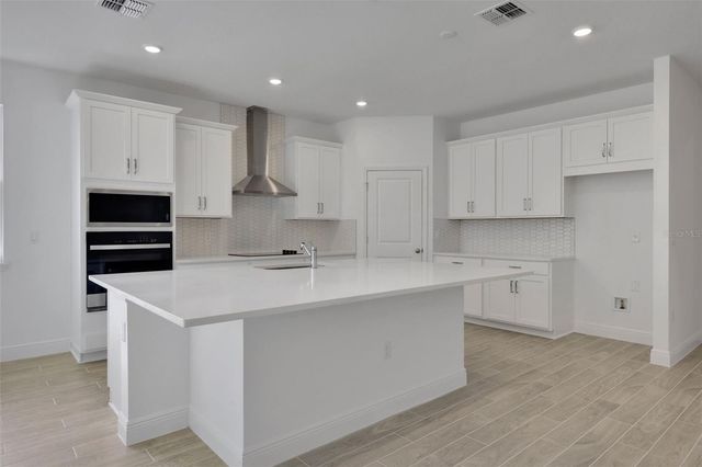 5011 FIREBUSH DRIVE, Apopka, FL 32712