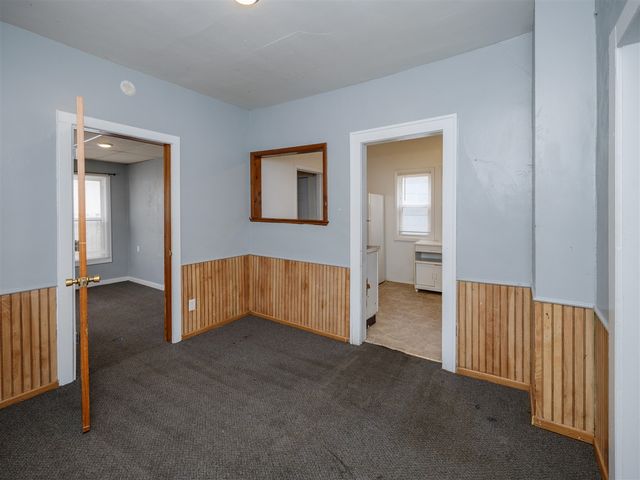 1721 Egleston Avenue, Kalamazoo, MI 49001