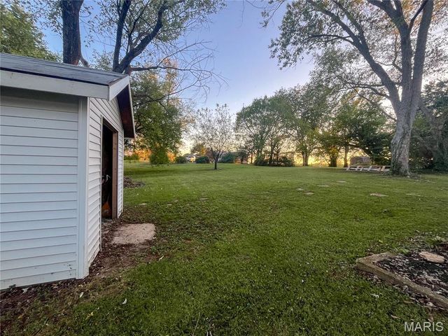 242 Siebenman Street, Bourbon, MO 65441