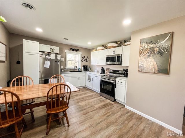 242 Siebenman Street, Bourbon, MO 65441