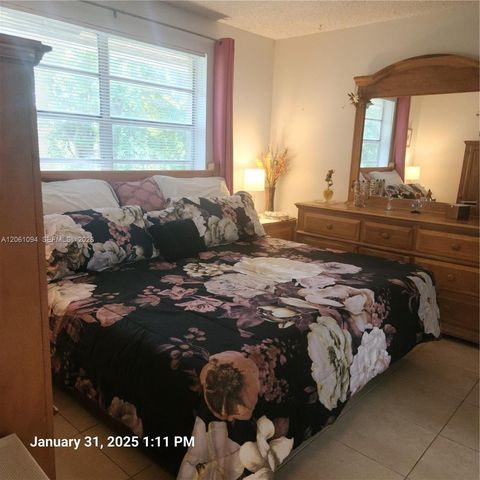 10004 Twin Lakes Dr 36-F, Coral Springs, FL 33071