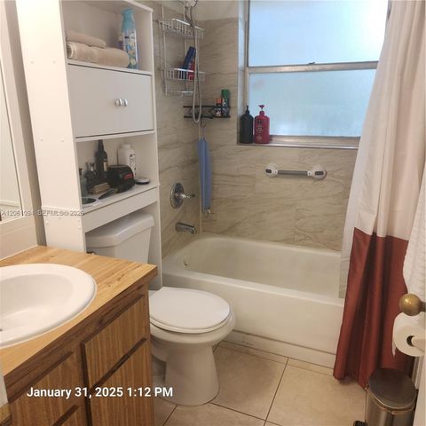 10004 Twin Lakes Dr 36-F, Coral Springs, FL 33071