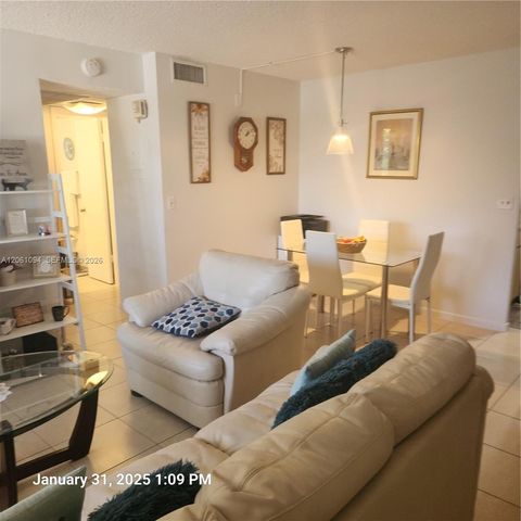 10004 Twin Lakes Dr 36-F, Coral Springs, FL 33071