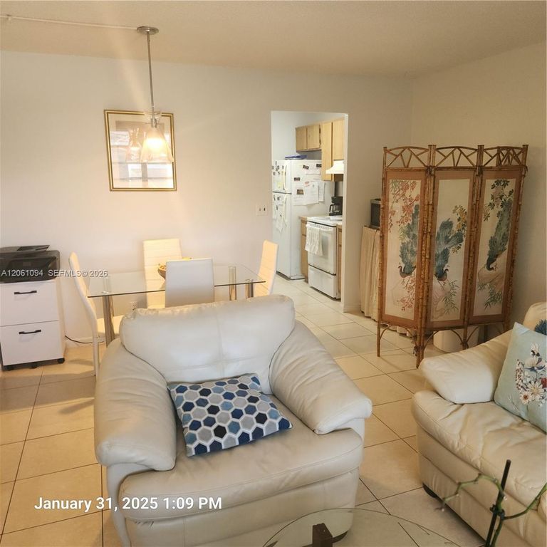10004 Twin Lakes Dr 36-F, Coral Springs, FL 33071