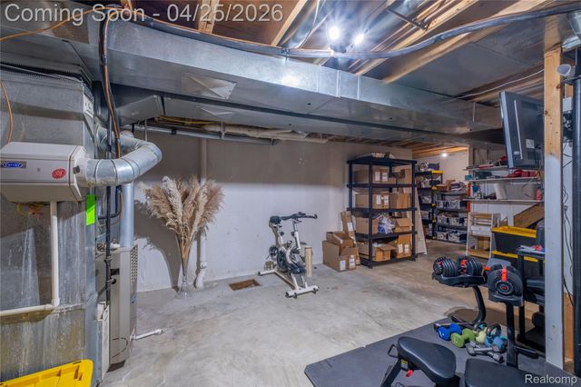 1375 Waverly Drive, White Lake Charter Township, MI 48386