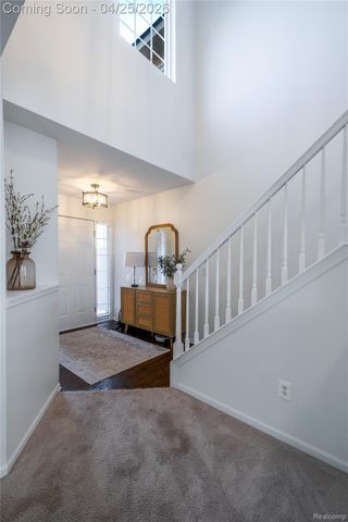 1375 Waverly Drive, White Lake Charter Township, MI 48386