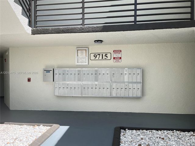 9715 Fontainebleau Blvd E106, Miami, FL 33172
