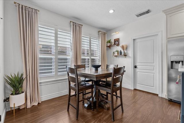 310 Forest Creek Drive, League City, TX 77573