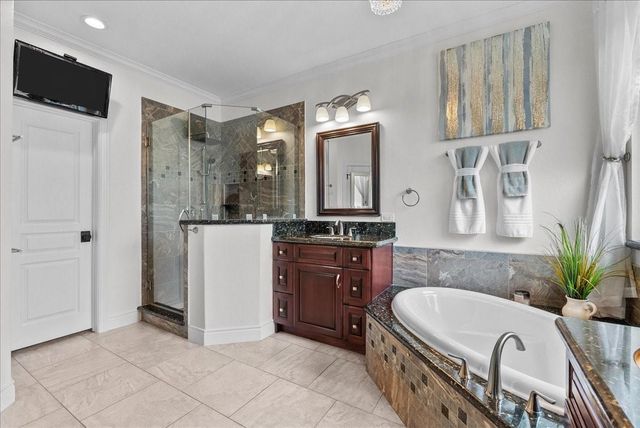 310 Forest Creek Drive, League City, TX 77573