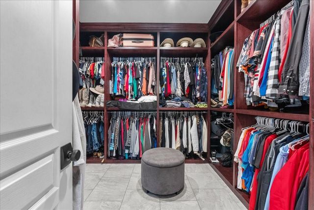 310 Forest Creek Drive, League City, TX 77573