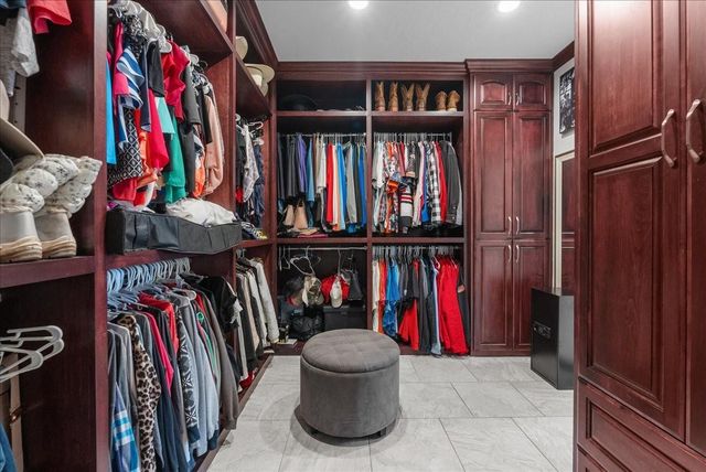 310 Forest Creek Drive, League City, TX 77573