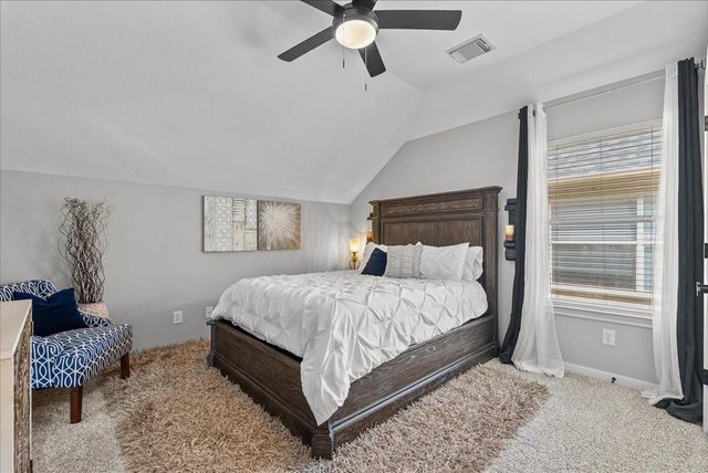 310 Forest Creek Drive, League City, TX 77573