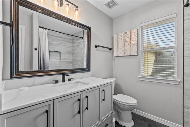 310 Forest Creek Drive, League City, TX 77573