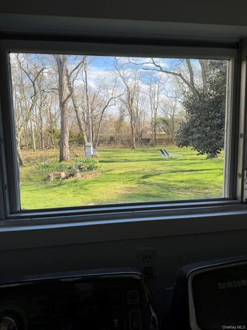 1981 Montauk Highway, Bridgehampton, NY 11932