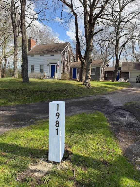 1981 Montauk Highway, Bridgehampton, NY 11932