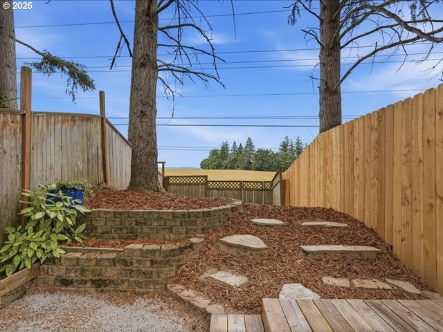 19645 Nw QUAIL HOLLOW Dr, Portland, OR 97229