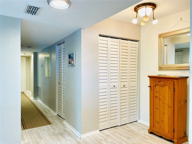 602 LIME AVENUE 303, Clearwater, FL 33756