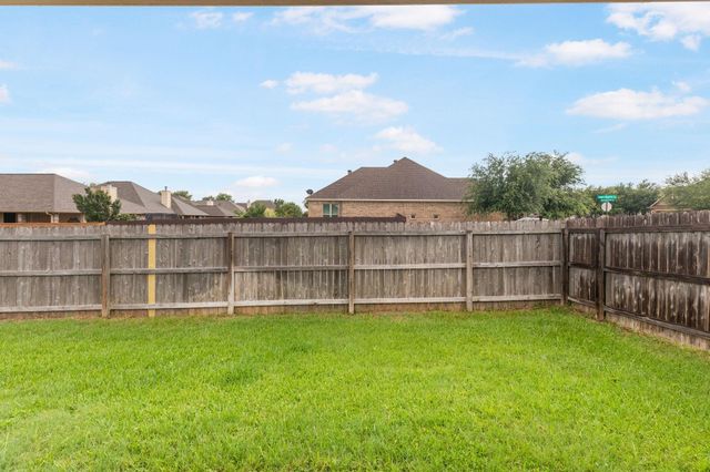 4161 Shallow Creek Loop, College Station, TX 77845