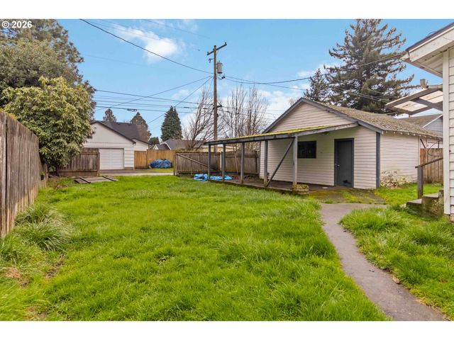 646 23rd Ave, Longview, WA 98632