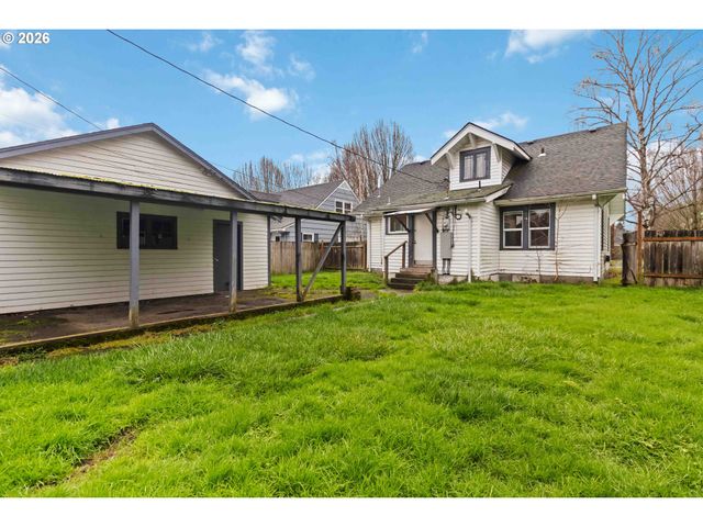 646 23rd Ave, Longview, WA 98632
