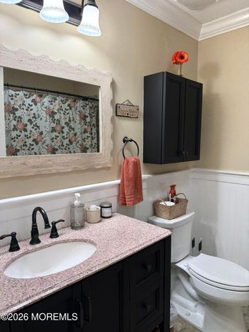 3 Woodstock Drive, Toms River, NJ 08757