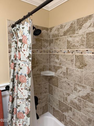 3 Woodstock Drive, Toms River, NJ 08757