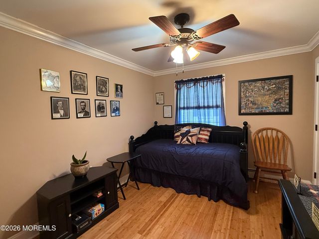 3 Woodstock Drive, Toms River, NJ 08757