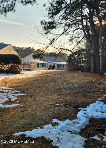 3 Woodstock Drive, Toms River, NJ 08757