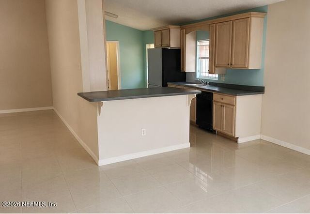6188 PETTIFORD Drive W, Jacksonville, FL 32209