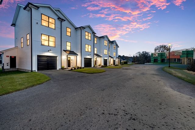 32 Birch Brook Landing 25, Lynn, MA 01905