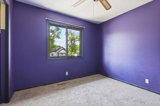 3206 AVENUE K, Council Bluffs, IA 51501