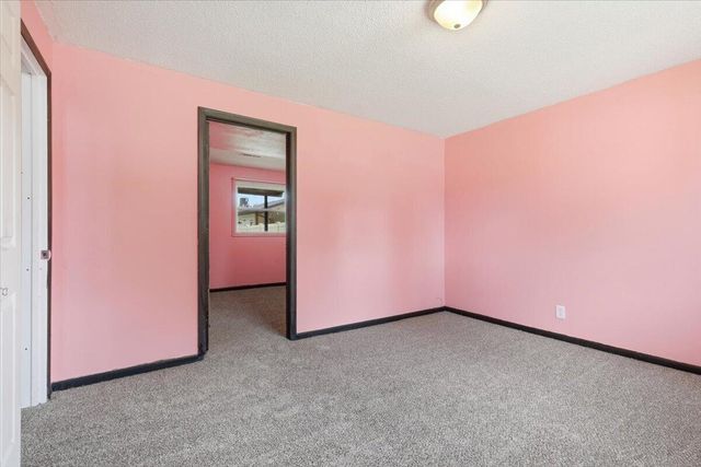 3206 AVENUE K, Council Bluffs, IA 51501