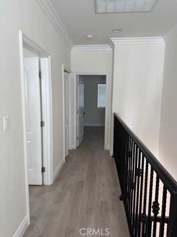 17647 Hamlin, Lake Balboa, CA 91406