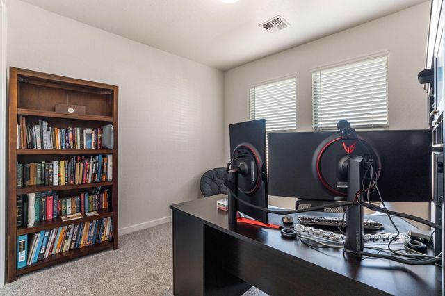 1963 Castle Peak Loop NE, Rio Rancho, NM 87144