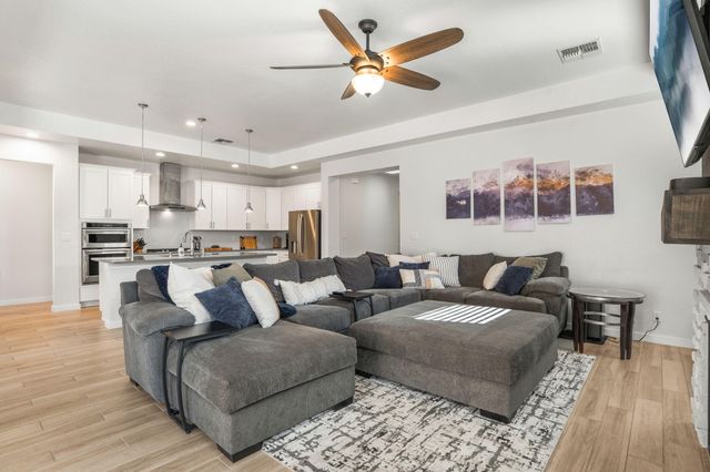 1963 Castle Peak Loop NE, Rio Rancho, NM 87144