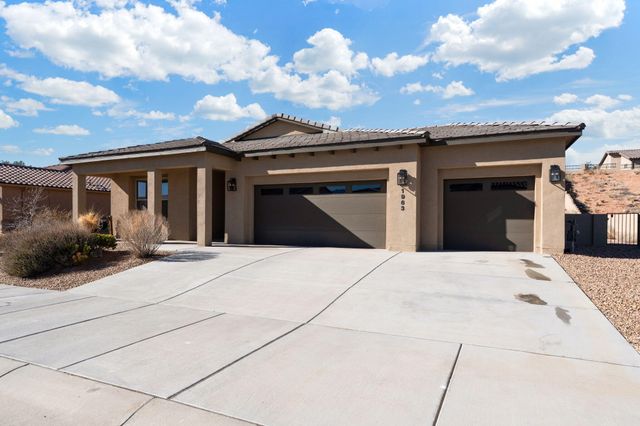 1963 Castle Peak Loop NE, Rio Rancho, NM 87144