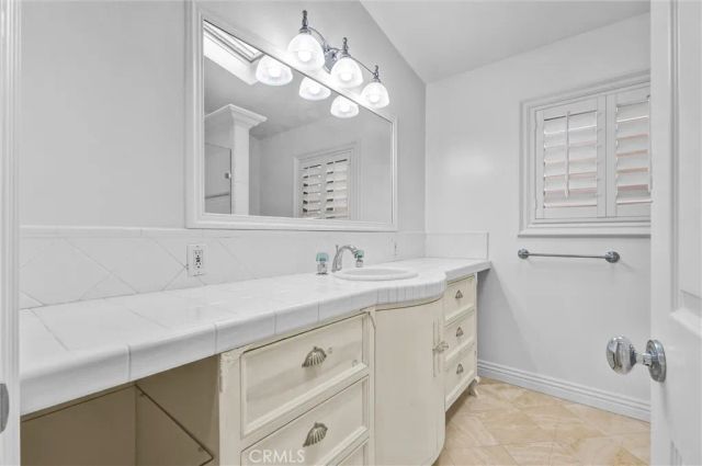 612 33rd, Manhattan Beach, CA 90266