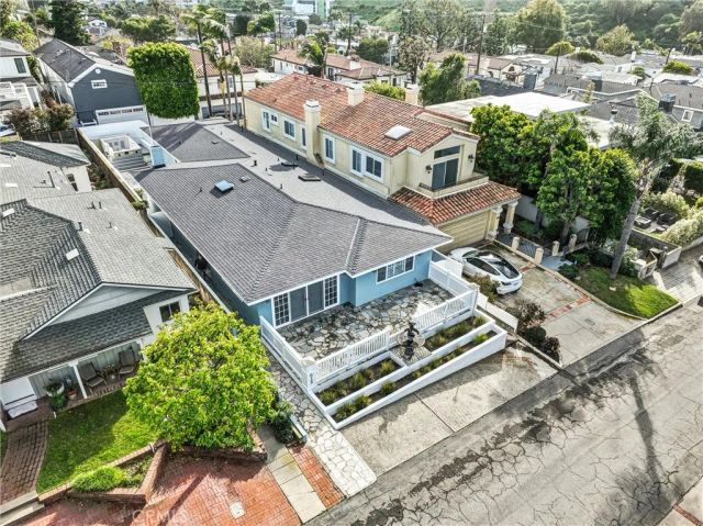 612 33rd, Manhattan Beach, CA 90266