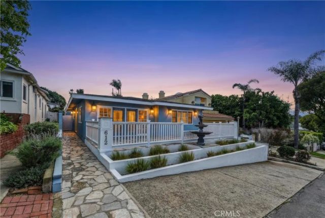 612 33rd, Manhattan Beach, CA 90266