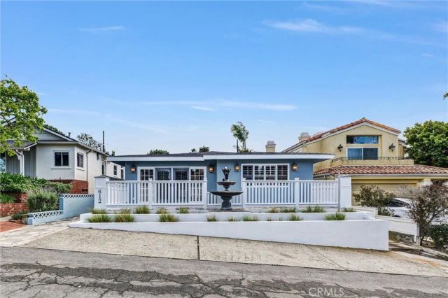 612 33rd, Manhattan Beach, CA 90266