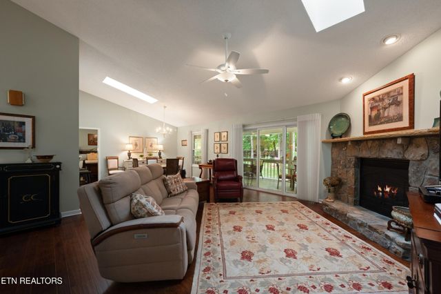 13 Kent Court, Crossville, TN 38558