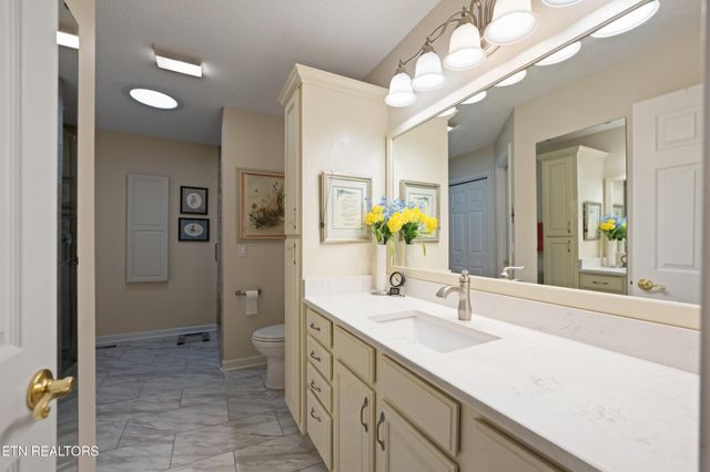 13 Kent Court, Crossville, TN 38558